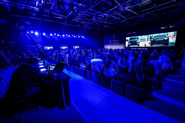 现场直播体育，软件如何颠覆传统观赛体验与重构产业生态