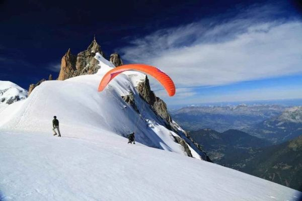 瑞士体育直播，阿尔卑斯山巅的体育盛宴如何征服全球观众？