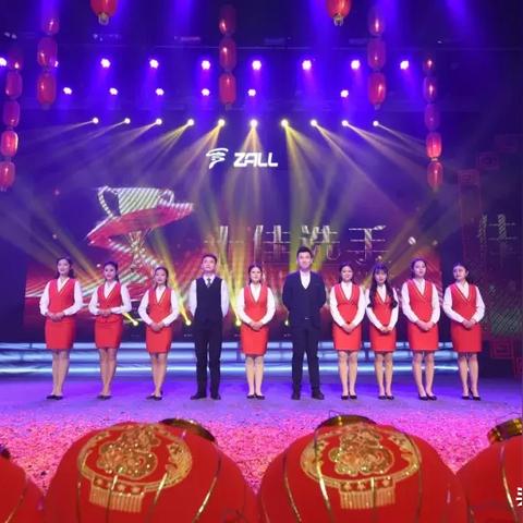 直播间里的汗水与梦想，揭秘体育生们的硬核训练日常