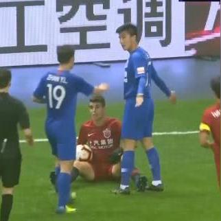 直播镜头下的绿茵传奇，上海申花队如何重塑体育直播的观赛体验