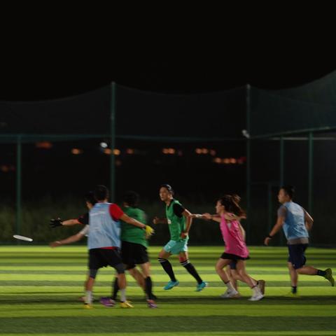 多宝体育直播，沉浸式观赛新体验，引爆体育迷热情