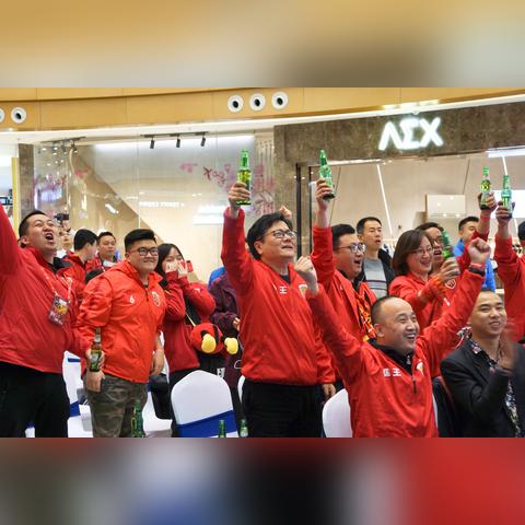 PPTV聚力体育,解码欧冠直播新维度,重塑体育观赛体验 PPTV聚力体育,解码欧冠直播新维度,重塑体育观赛体验