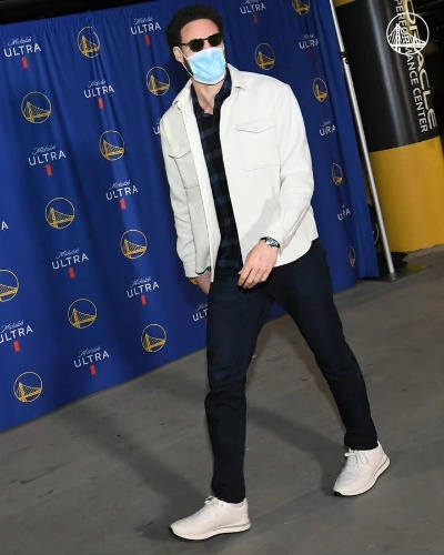 从球场到直播间，克莱·汤普森如何重塑体育直播的未来