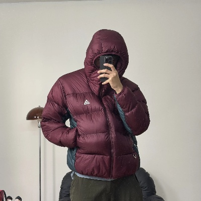 智控温度，决胜寒冬，解析体育直播棉衣的科技创新与时尚价值