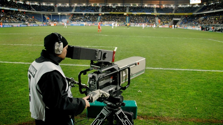 驰骋赛场，体育直播车的技术革新与产业变革