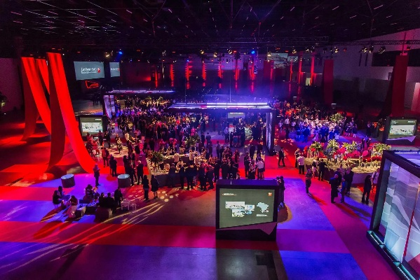 实时互动与赛事盛宴，解析912体育直播的崛起与影响力